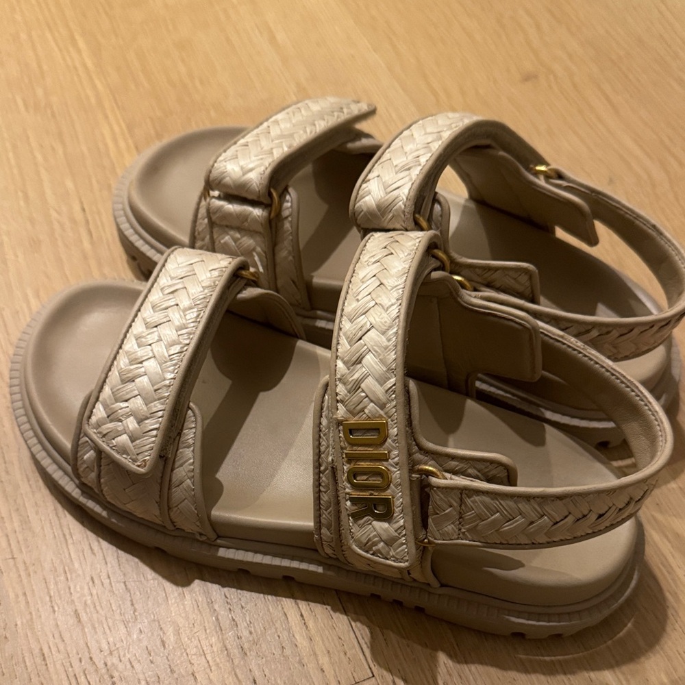 Dior Act Raffia Sandals - Picture 7 of 8